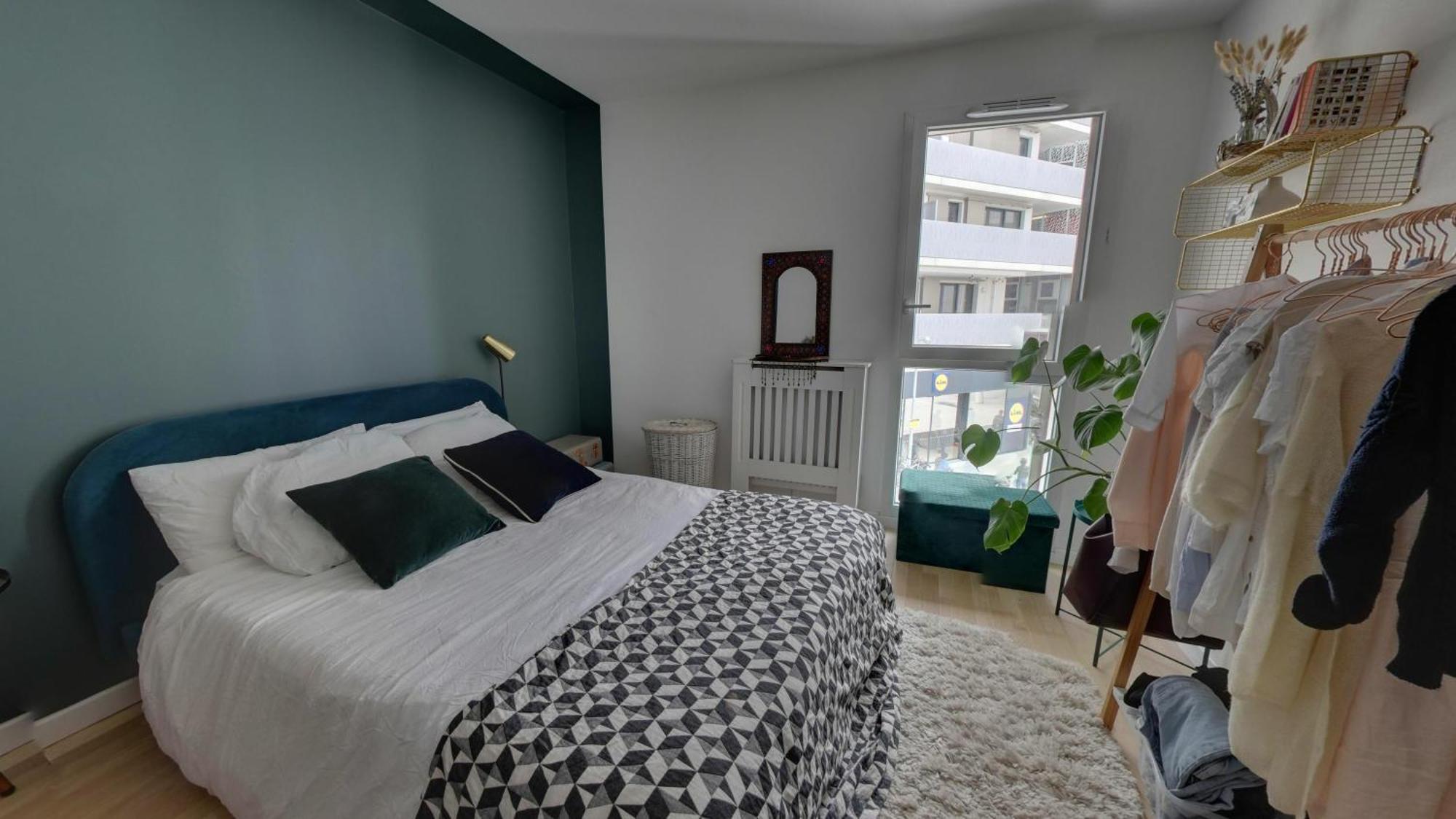 Spacious Flat With Terrasse And Parking Near Metro Bagnolet Exterior photo